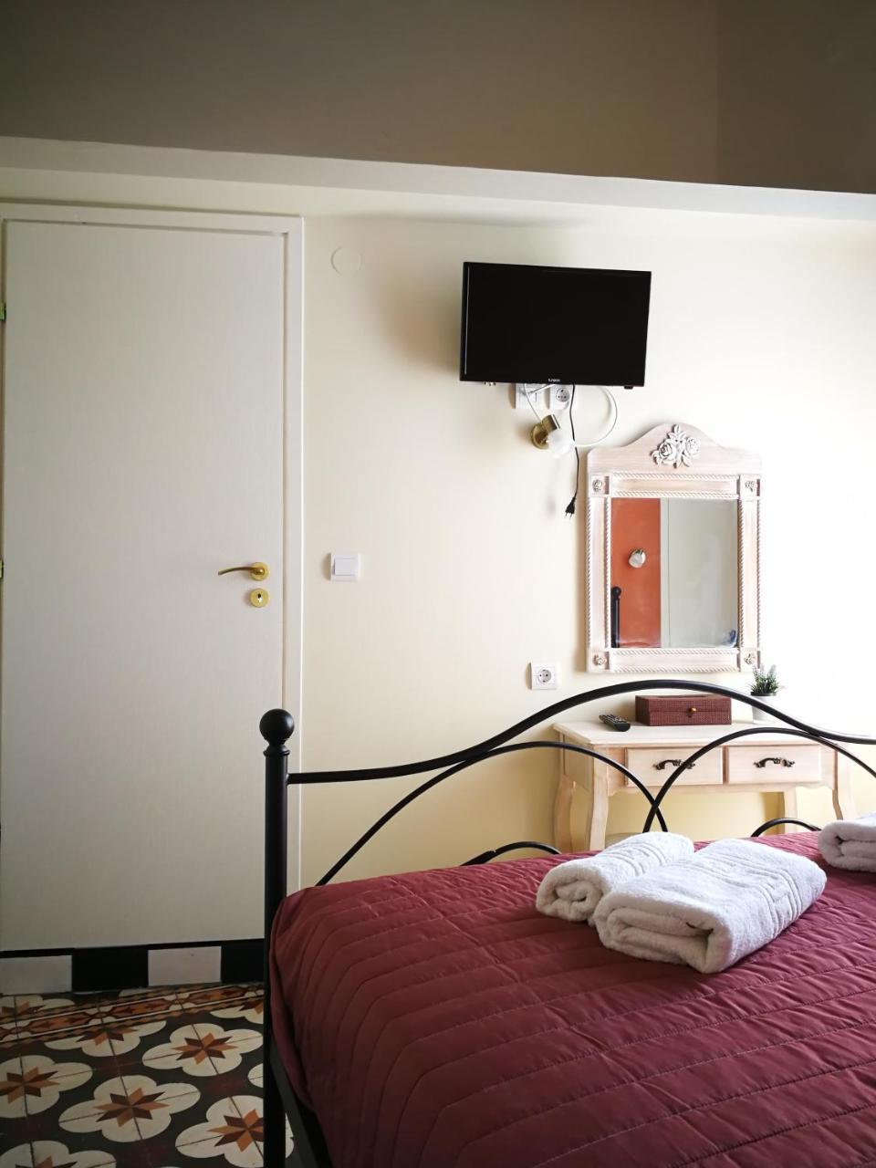חאניה Apollon Hotel מראה חיצוני תמונה